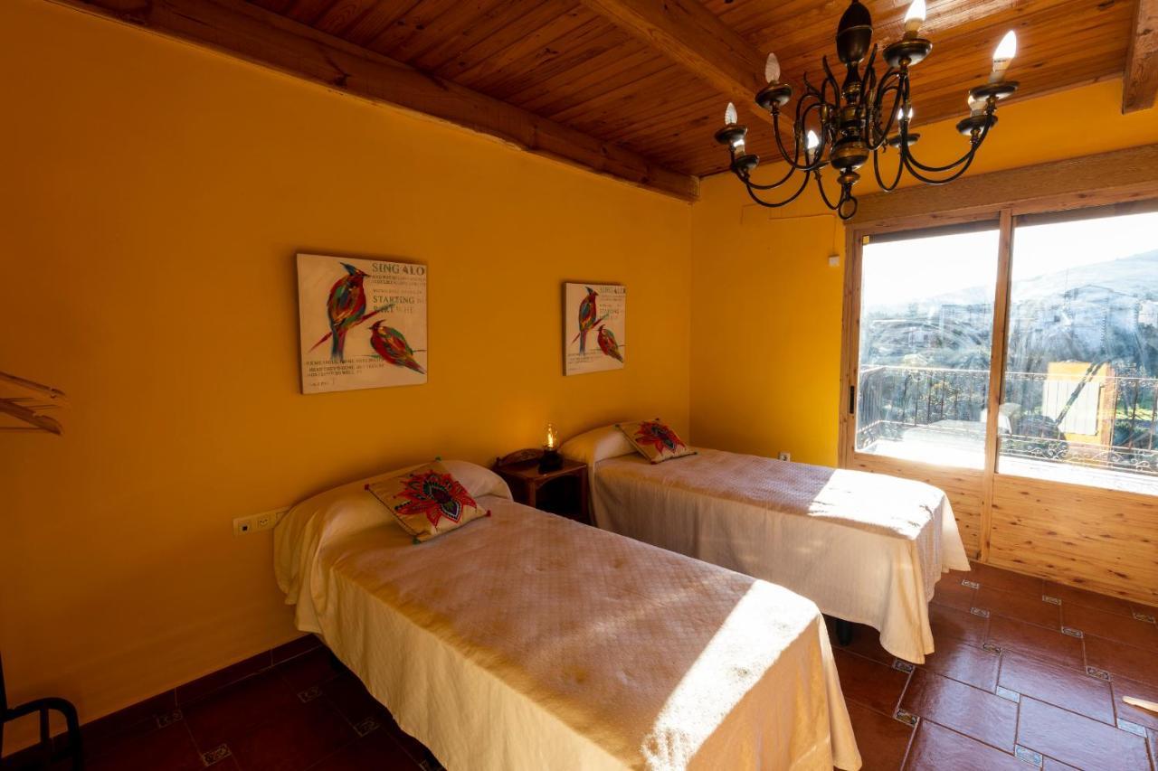 Torre de Don Miguel Casa Rural El Abeto المظهر الخارجي الصورة
