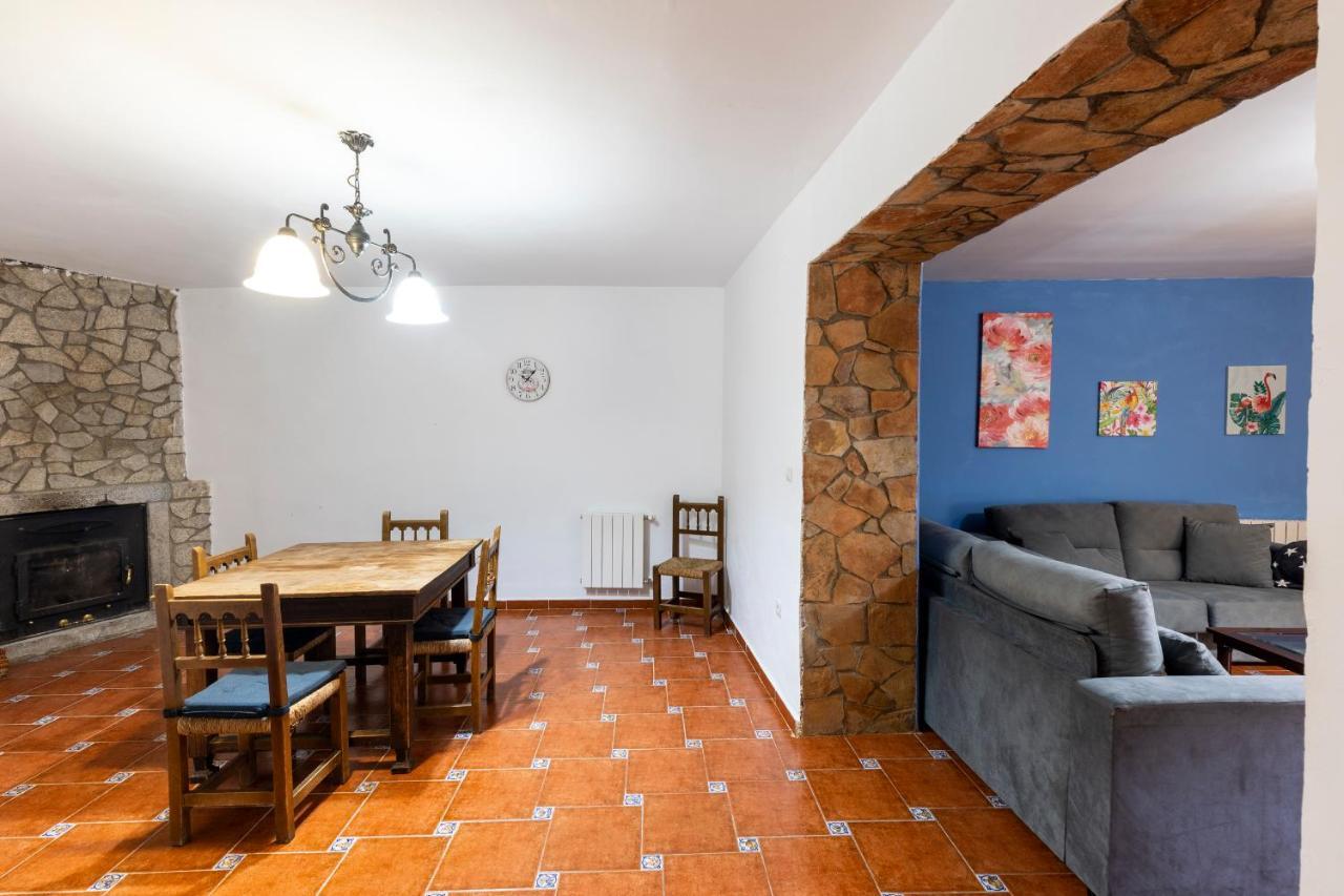 Torre de Don Miguel Casa Rural El Abeto المظهر الخارجي الصورة