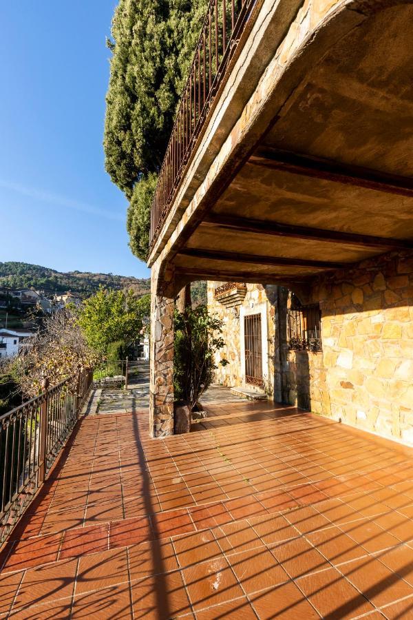 Torre de Don Miguel Casa Rural El Abeto المظهر الخارجي الصورة